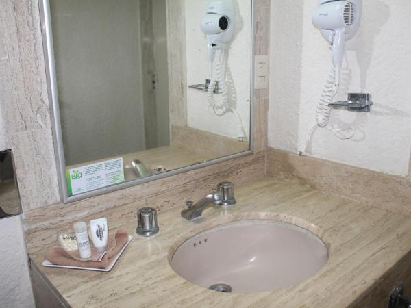 Howard Johnson by Wyndham Veracruz : photo 3 de la chambre chambre double - vue sur mer