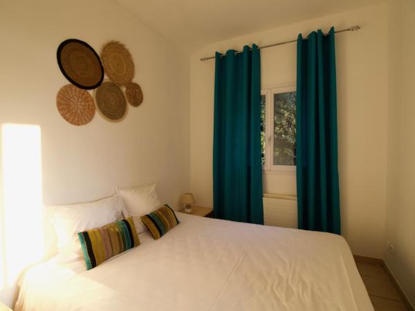 Hôtel Sampiero Corso : photo 8 de la chambre appartement 2 chambres - vue sur mer 