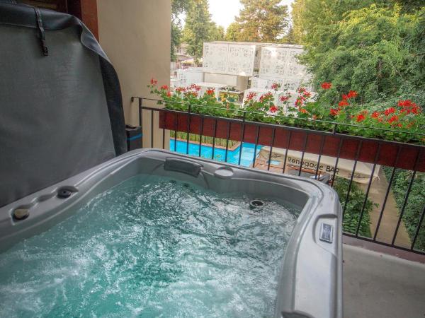 Renegade Hotel : photo 4 de la chambre suite de luxe avec bain à remous