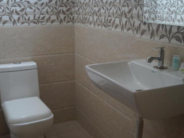 Hotel Sai Sharada : photo 6 de la chambre chambre deluxe