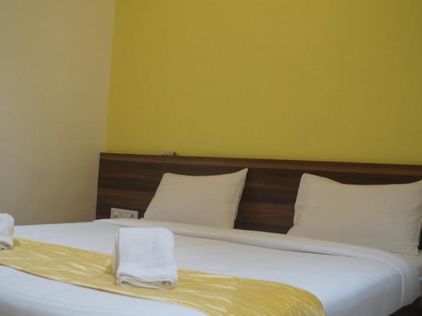 Hotel Sai Sharada : photo 4 de la chambre chambre deluxe