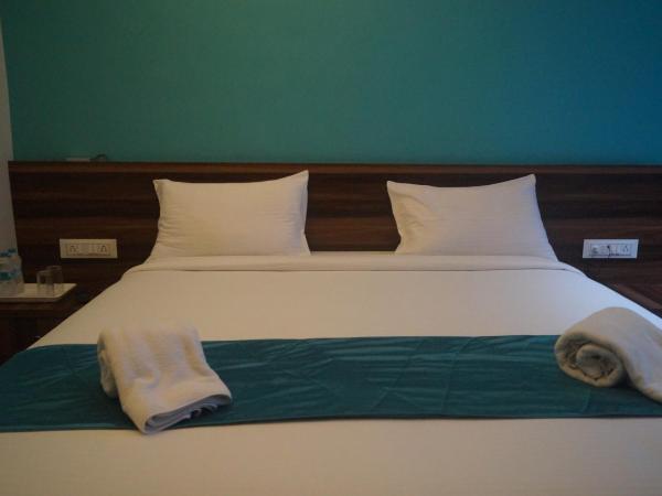 Hotel Sai Sharada : photo 2 de la chambre chambre double deluxe