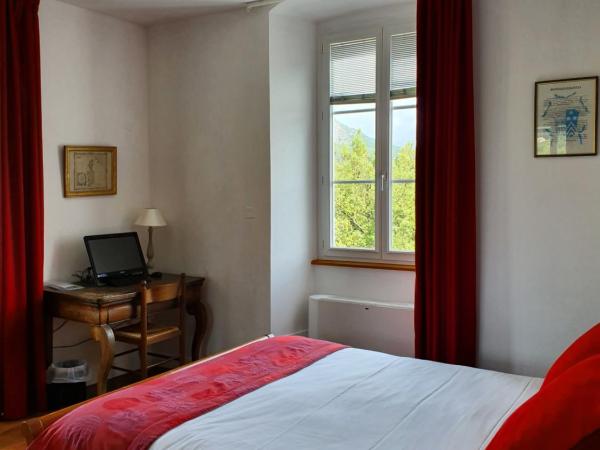 Casa Guelfucci : photo 1 de la chambre chambre double - vue sur montagne