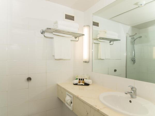 Copthorne Hotel Auckland City : photo 8 de la chambre chambre lit king-size supérieure 