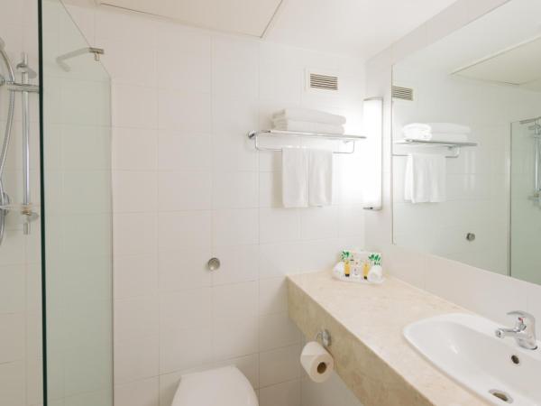 Copthorne Hotel Auckland City : photo 6 de la chambre chambre lit king-size supérieure 