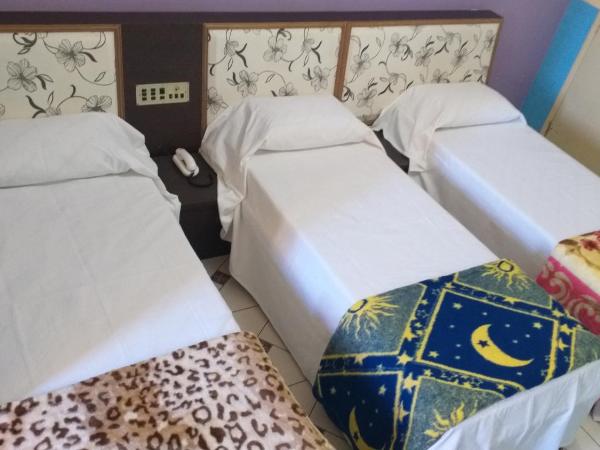 Hotel Lado Leste : photo 4 de la chambre chambre triple standard