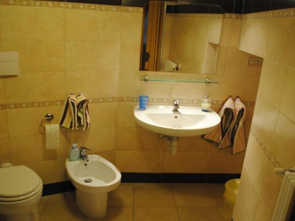 La Casa Nei Sassi : photo 3 de la chambre suite classique