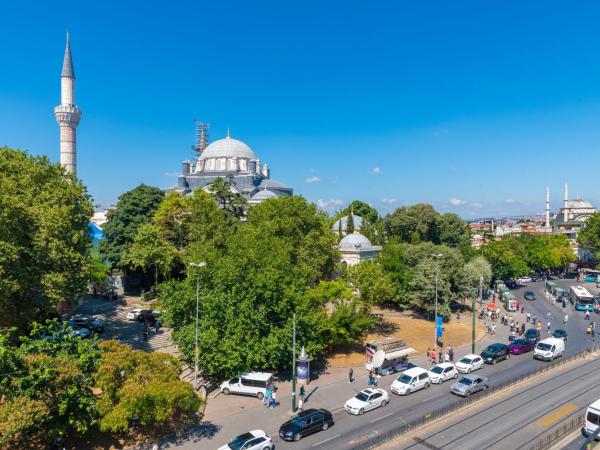 The Hotel Beyaz Saray & Spa - Special Category : photo 1 de la chambre chambre double ou lits jumeaux supérieure avec vue sur ville