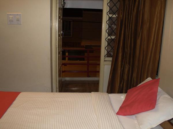 Nachis BNB : photo 8 de la chambre chambre double deluxe avec balcon