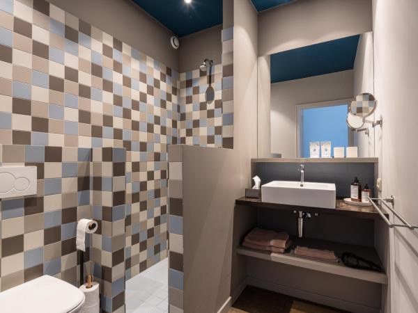 Zakske13 - Design Boutique B&B in Bruges city centre : photo 7 de la chambre chambre double deluxe