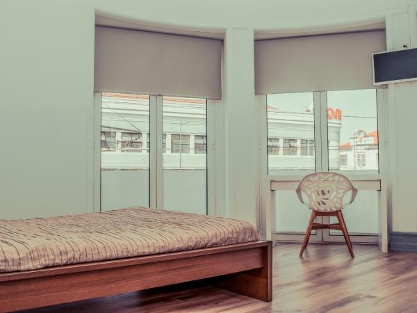 Guest House Infante Dom Henrique : photo 1 de la chambre chambre double deluxe avec balcon