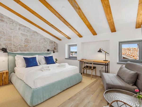 Blubini Heritage House : photo 3 de la chambre chambre double deluxe - vue sur mer