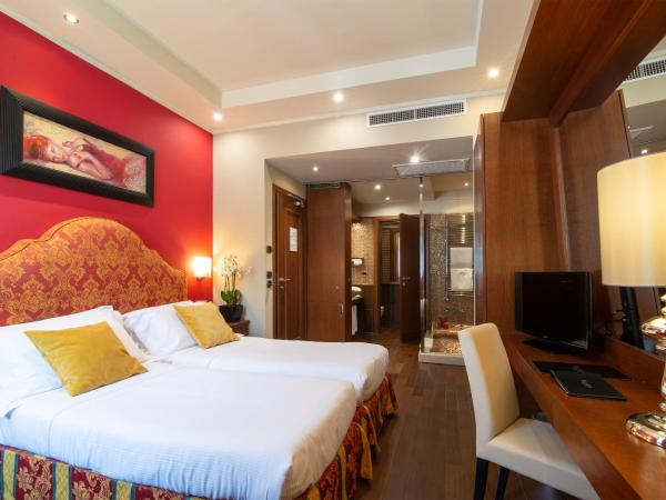 Hotel Silver Milano : photo 3 de la chambre chambre lits jumeaux