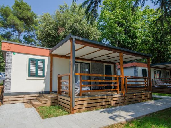 Centinera Resort : photo 6 de la chambre mobile home de luxe