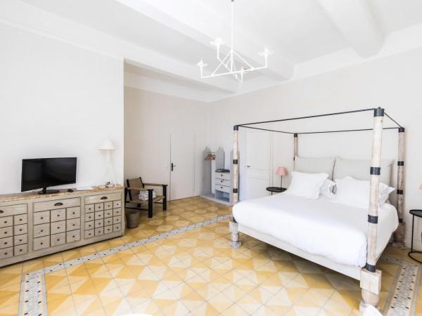 Bastide Saint Jérôme : photo 5 de la chambre suite - vue sur jardin