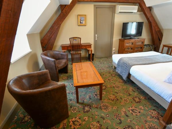 Hotel De Gramont : photo 1 de la chambre suite familiale