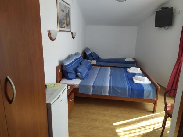 Pansion Ribica : photo 3 de la chambre chambre triple basique
