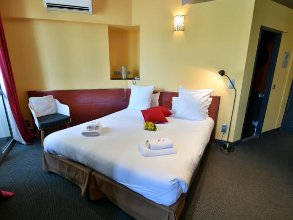 Hotel De Gramont : photo 10 de la chambre chambre double supérieure