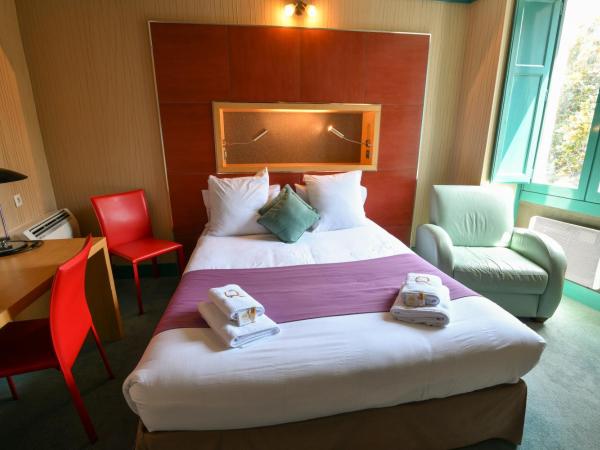 Hotel De Gramont : photo 4 de la chambre chambre double confort