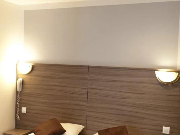 Panam Hotel PARIS GAMBETTA- Place Gambetta-Mairie du 20 emme : photo 4 de la chambre chambre double