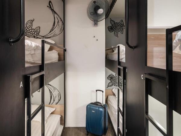 Kitez Hotel & Bunkz : photo 5 de la chambre lit dans dortoir pour femmes de 6 lits