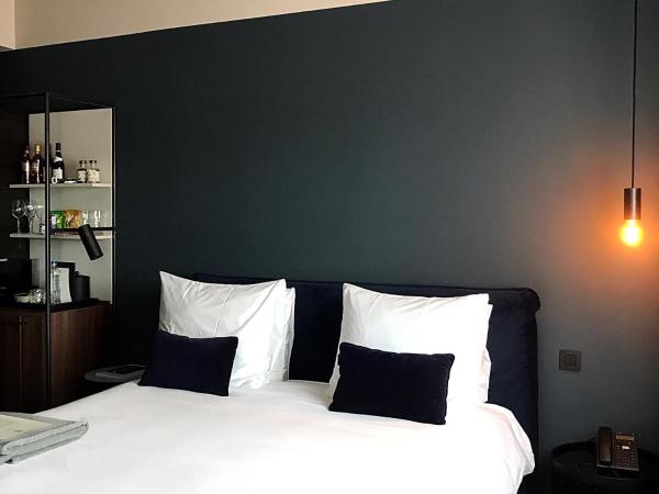 U Eat & Sleep Antwerp : photo 9 de la chambre chambre double standard