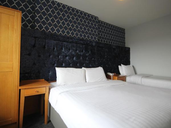 Hotel St George by Nina : photo 9 de la chambre chambre triple standard