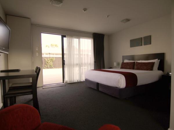 Metropolitan Motel on Riccarton : photo 1 de la chambre studio avec baignoire spa