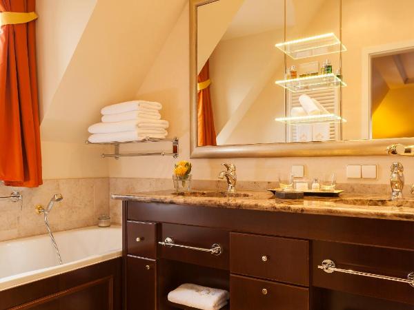 Relais & Châteaux Bülow Palais : photo 5 de la chambre suite junior - palais