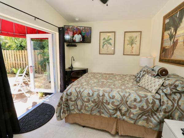 Fantasy Island Inn, Caters to Men : photo 2 de la chambre chambre lit queen-size deluxe