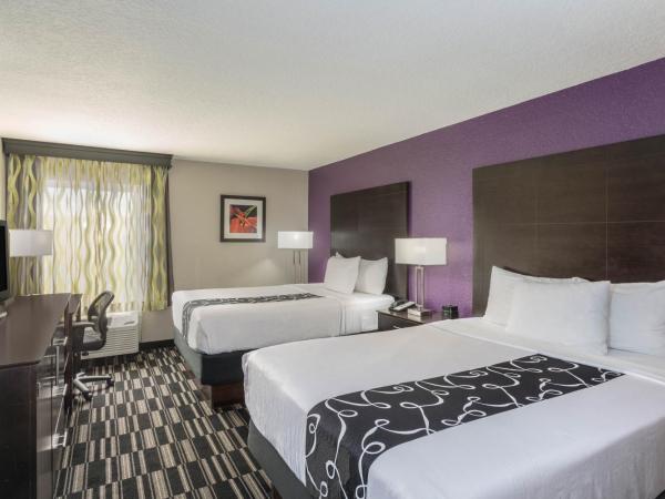 La Quinta by Wyndham Orlando Universal area : photo 3 de la chambre chambre avec 2 grands lits queen-size 