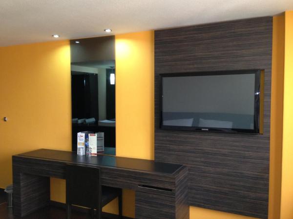 Hotel Amazonas : photo 7 de la chambre chambre lit king-size