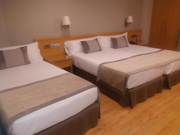 Hotel Real : photo 1 de la chambre chambre familiale standard