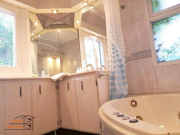 Juana Banana Bed and Breakfast : photo 3 de la chambre studio lit king-size