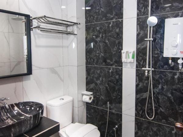 GOOD 9 HOTEL - Bukit Dahlia : photo 4 de la chambre chambre lit queen-size deluxe