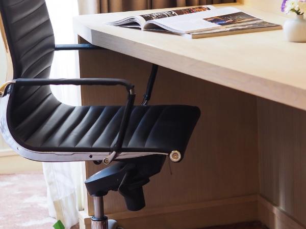 Eleven Hotel Bangkok Sukhumvit 11 : photo 10 de la chambre grande chambre deluxe lits jumeaux