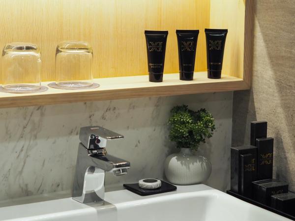 Eleven Hotel Bangkok Sukhumvit 11 : photo 7 de la chambre chambre lit king-size deluxe