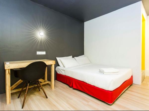 Revopackers Beds and Bunks : photo 2 de la chambre chambre standard lit queen-size