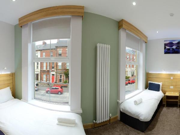 Botanic Rest Queens Quarter : photo 6 de la chambre chambre triple