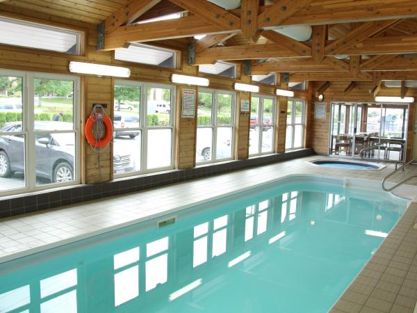 Travelodge by Wyndham Kamloops : photo 3 de la chambre chambre lit queen-size supérieure - non-fumeurs