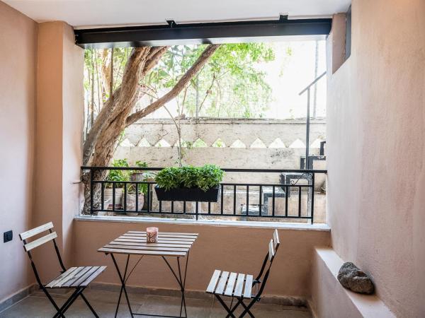 Aoria Estate Old Port : photo 10 de la chambre suite junior avec balcon