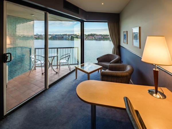 Lakes Hotel : photo 4 de la chambre suite exécutive avec bain à remous