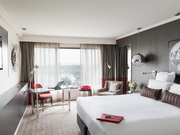 Pullman Melbourne Albert Park : photo 1 de la chambre chambre supérieure - vue sur lac