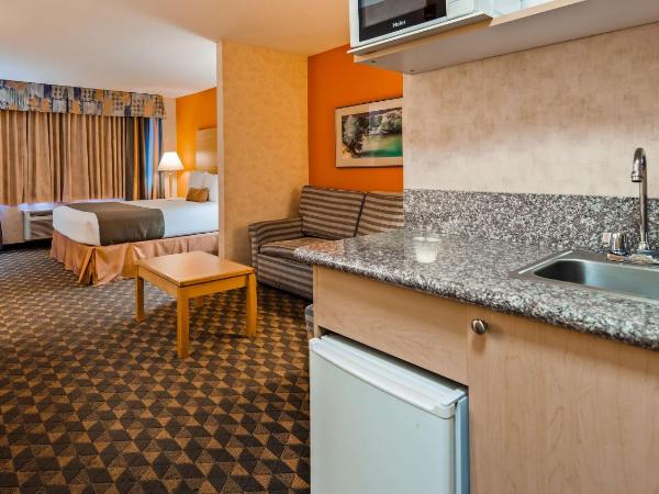 Best Western Plus North Las Vegas Inn & Suites : photo 2 de la chambre suite lit king-size avec canapé-lit - non-fumeurs