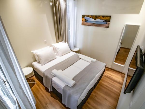 Levkosh Apartments at Lefkada's Heart : photo 1 de la chambre appartement avec balcon