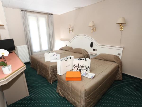 Hotel Des Arenes : photo 1 de la chambre chambre triple