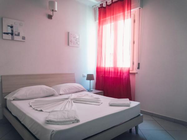 Pisacentro Guest House : photo 4 de la chambre chambre double standard avec salle de bains commune