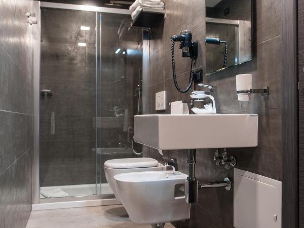 Residence Hotel Moderno : photo 1 de la chambre chambre triple supérieure