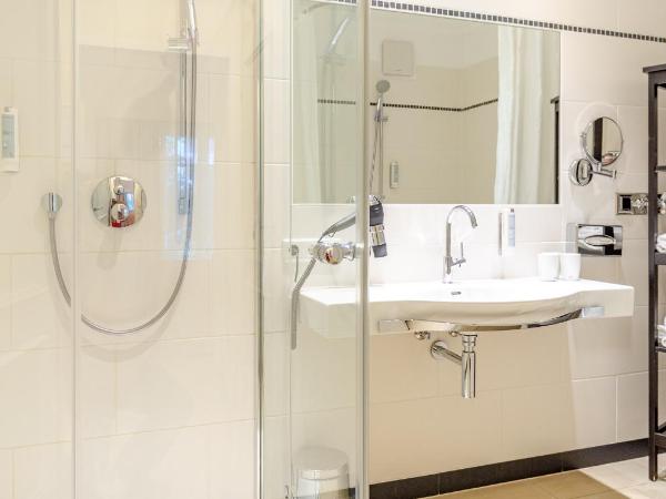 Hotel Spiess & Spiess : photo 8 de la chambre suite - vue sur jardin