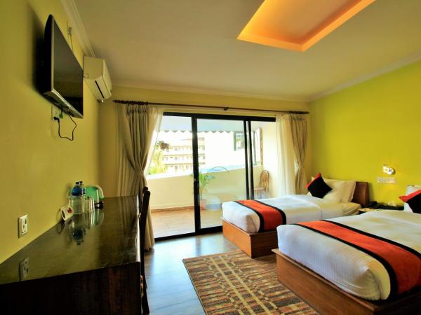 Hotel Raniban Arcade : photo 3 de la chambre chambre lits jumeaux supérieure